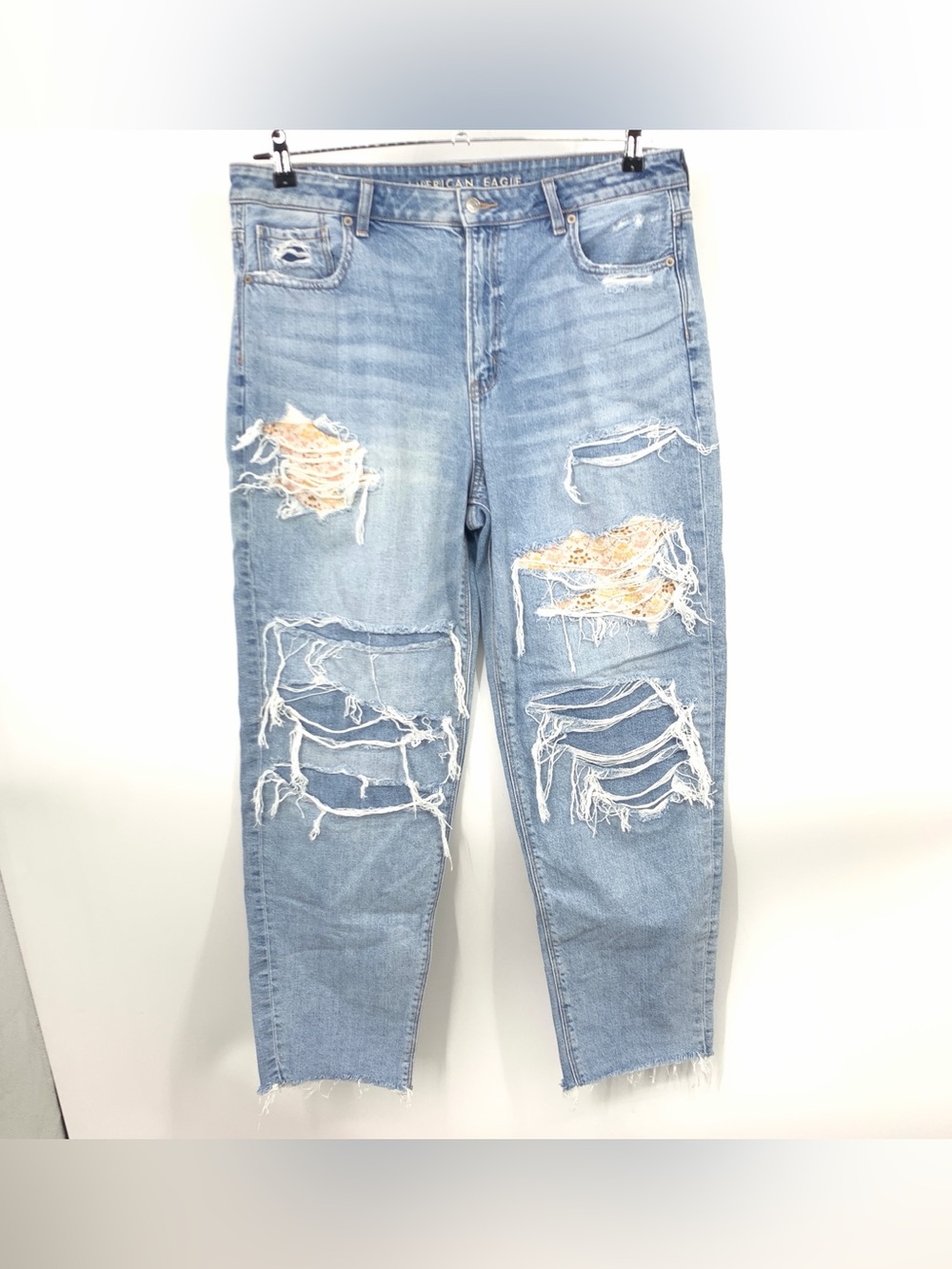 American Eagle Women 16 LONG Jeans Distressed Strigid Light Pants Mom Straight